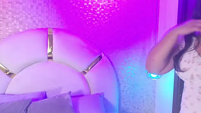 aria sm online show from December 23, 3:15 am