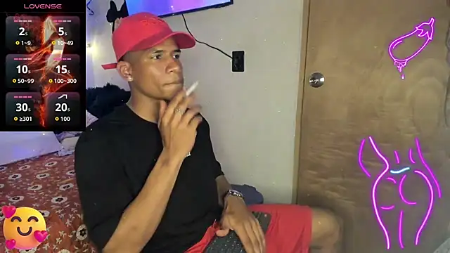 Snapshot of JUANBIGCOCK21CM chatting on February 22, 10:30 pm JUANBIGCOCK21CM online show from February 22, 10:30 pm