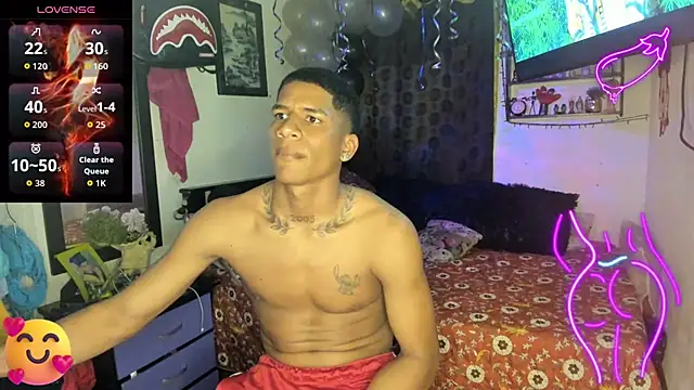 Snapshot of JUANBIGCOCK21CM chatting on February 24, 9:57 pm JUANBIGCOCK21CM online show from February 24, 9:57 pm