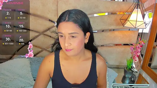 PARKERTHOMPSON online show from November 23, 6:08 pm