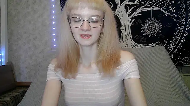 LixLee online show from November 27, 10:45 pm