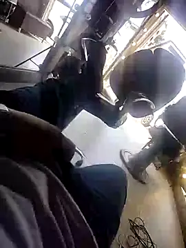 Snapshot of NestedReagent chatting on February 14, 6:26 pm NestedReagent online show from February 14, 6:26 pm