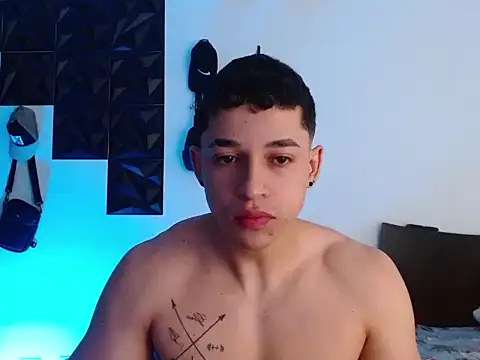 Snapshot of adam_keith chatting on November 9, 11:52 am adam keith online show from November 9, 11:52 am