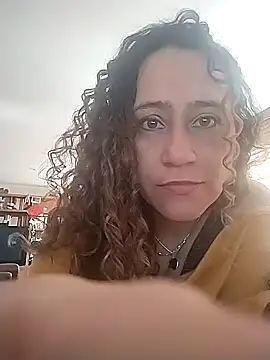 Snapshot of MystiKa_17 chatting on November 8, 3:12 pm MystiKa 17 online show from November 8, 3:12 pm