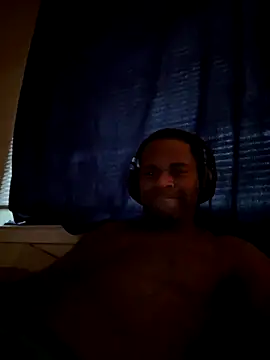 CrookedBeaut online show from November 30, 2:32 pm