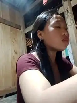 Yumiik2kk online show from December 23, 1:25 am