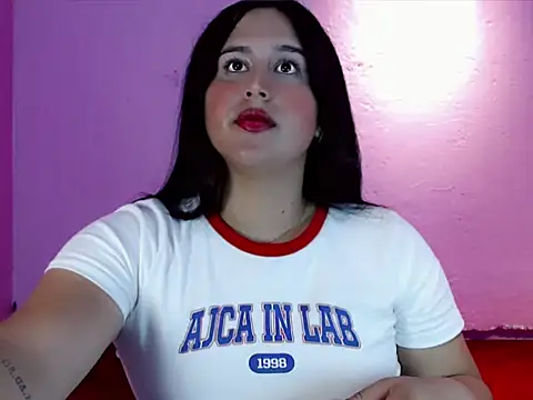 Sofiababyy online show from February 2, 11:25 pm