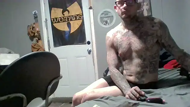 trickydickydaddy online show from February 16, 9:16 am