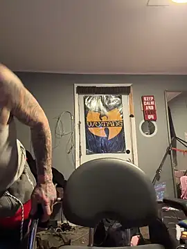 trickydickydaddy online show from March 14, 8:09 am