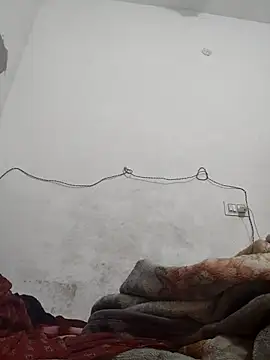 Snapshot of shifali21girl chatting on November 20, 6:13 am shifali21girl online show from November 20, 6:13 am