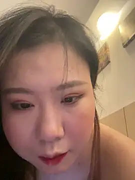 Snapshot of xoxo7799 chatting on April 19, 5:12 pm xoxo7799 online show from April 19, 5:12 pm