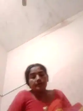 Snapshot of Seema_ji12 chatting on December 14, 3:39 pm Seema ji12 online show from December 14, 3:39 pm