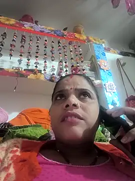 Hot suini online show from December 20, 6:53 am