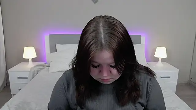 EvaNova  online show from December 17, 4:18 am