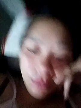 Lyla john online show from February 6, 11:30 pm