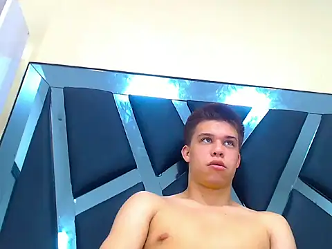 Liam York  online show from January 14, 11:49 am