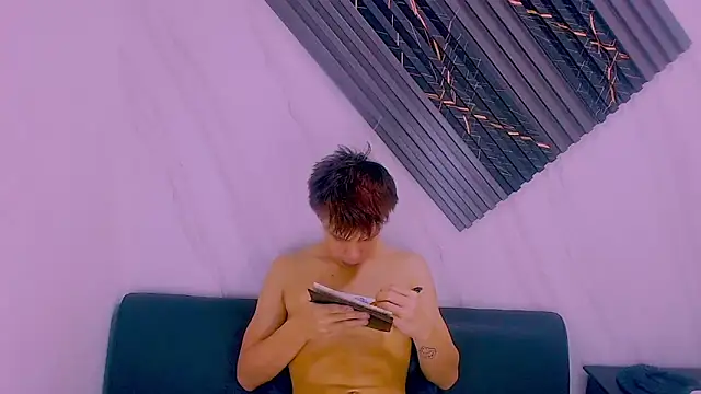 Liam York  online show from April 15, 4:36 pm