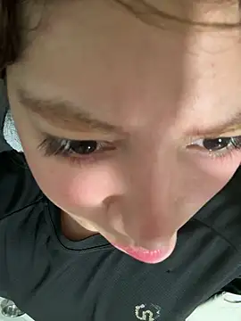 latinahorny11 online show from February 12, 2:06 am