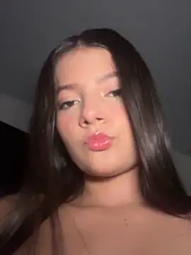 EmmiiGlow online show from February 10, 6:28 am