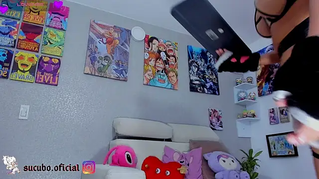 Valentinacaramelito 69 online show from January 17, 11:41 pm