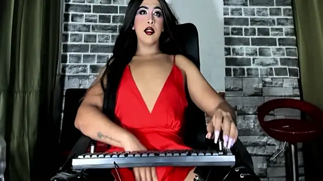 Snapshot of aurora_russo_ chatting on February 6, 12:15 am aurora russo online show from February 6, 12:15 am
