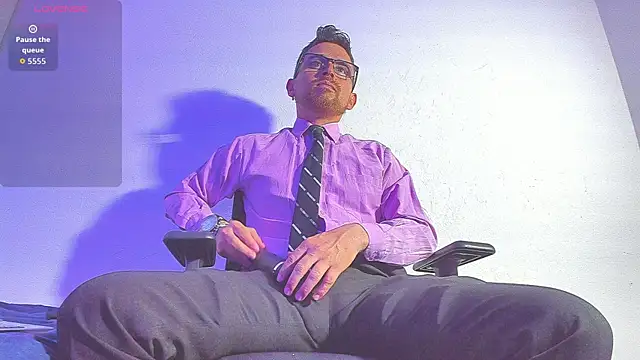 Snapshot of Prince1_dark chatting on November 24, 5:18 am Prince1 dark online show from November 24, 5:18 am