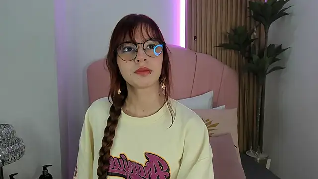 scarlett smith 3 online show from December 20, 2:51 am