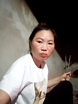 blonde blg online show from March 27, 12:05 pm