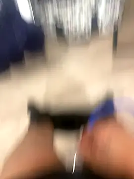 juicythickclit69 online show from November 28, 12:13 am