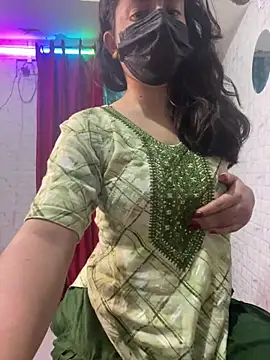 Red Queen 11 online show from January 6, 7:28 pm