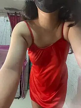 Snapshot of Red_Queen_11 chatting on March 27, 6:51 pm Red Queen 11 online show from March 27, 6:51 pm