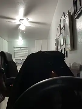 Mr Sirthedom online show from March 27, 5:46 am