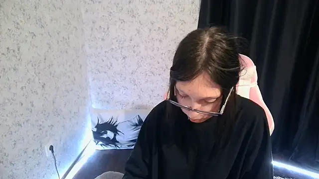 Snapshot of cupcakevice chatting on January 5, 5:27 pm cupcakevice online show from January 5, 5:27 pm