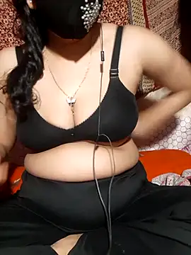Snapshot of HotGirl23231 chatting on April 19, 7:27 pm HotGirl23231 online show from April 19, 7:27 pm
