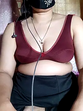Snapshot of HotGirl23231 chatting on April 29, 9:24 am HotGirl23231 online show from April 29, 9:24 am