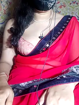Snapshot of HotGirl23231 chatting on April 30, 6:25 pm HotGirl23231 online show from April 30, 6:25 pm