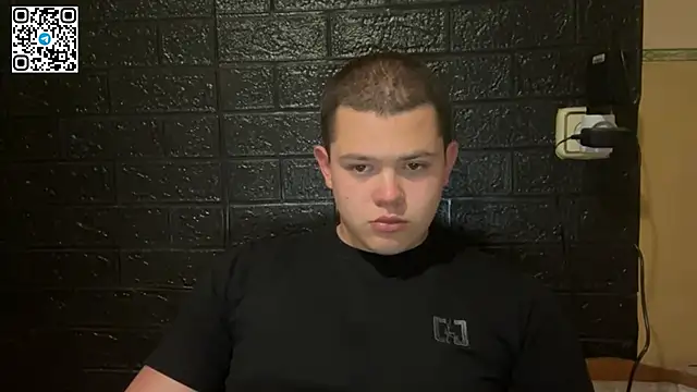 CuteButNaughty  online show from May 31, 7:59 pm