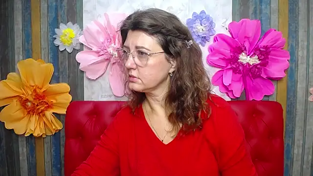 Snapshot of RoseHille chatting on November 22, 6:12 am RoseHille online show from November 22, 6:12 am