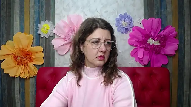 Snapshot of RoseHille chatting on December 1, 3:17 pm RoseHille online show from December 1, 3:17 pm