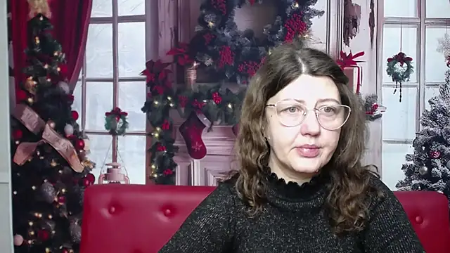 Snapshot of RoseHille chatting on January 10, 6:26 am RoseHille online show from January 10, 6:26 am