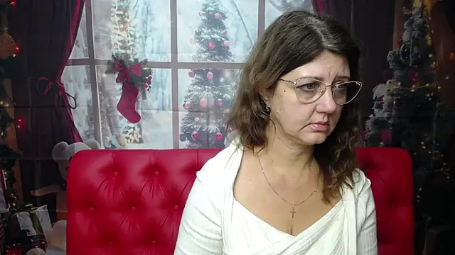 Snapshot of RoseHille chatting on January 13, 3:06 pm RoseHille online show from January 13, 3:06 pm