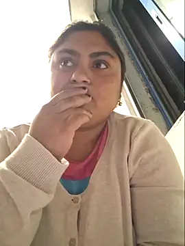 Snapshot of 12dariea chatting on November 9, 5:33 pm 12dariea online show from November 9, 5:33 pm