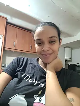 Snapshot of kyliecastell chatting on November 29, 4:43 pm kyliecastell online show from November 29, 4:43 pm