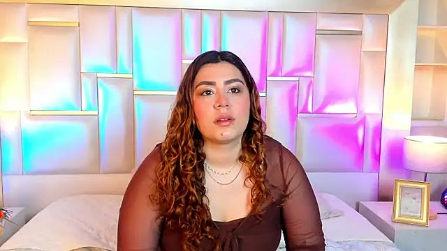 Snapshot of AdelaTaylor_ chatting on November 10, 12:04 pm AdelaTaylor online show from November 10, 12:04 pm