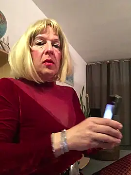 simone xdressing online show from March 25, 12:49 am