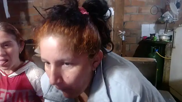 Snapshot of Sra_Angelina chatting on June 8, 4:35 am Sra Angelina online show from June 8, 4:35 am