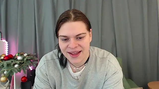 Dona Mafia online show from December 16, 9:42 pm