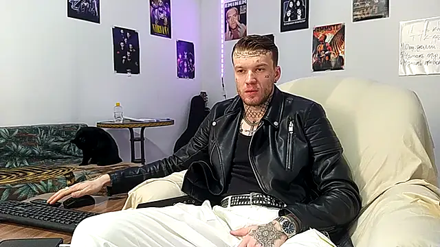 Huntall77 online show from January 7, 10:40 am