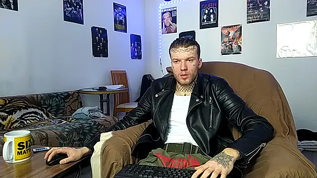 Huntall77 online show from January 15, 6:40 am