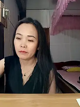 Feeling-hot online show from February 4, 2:56 pm